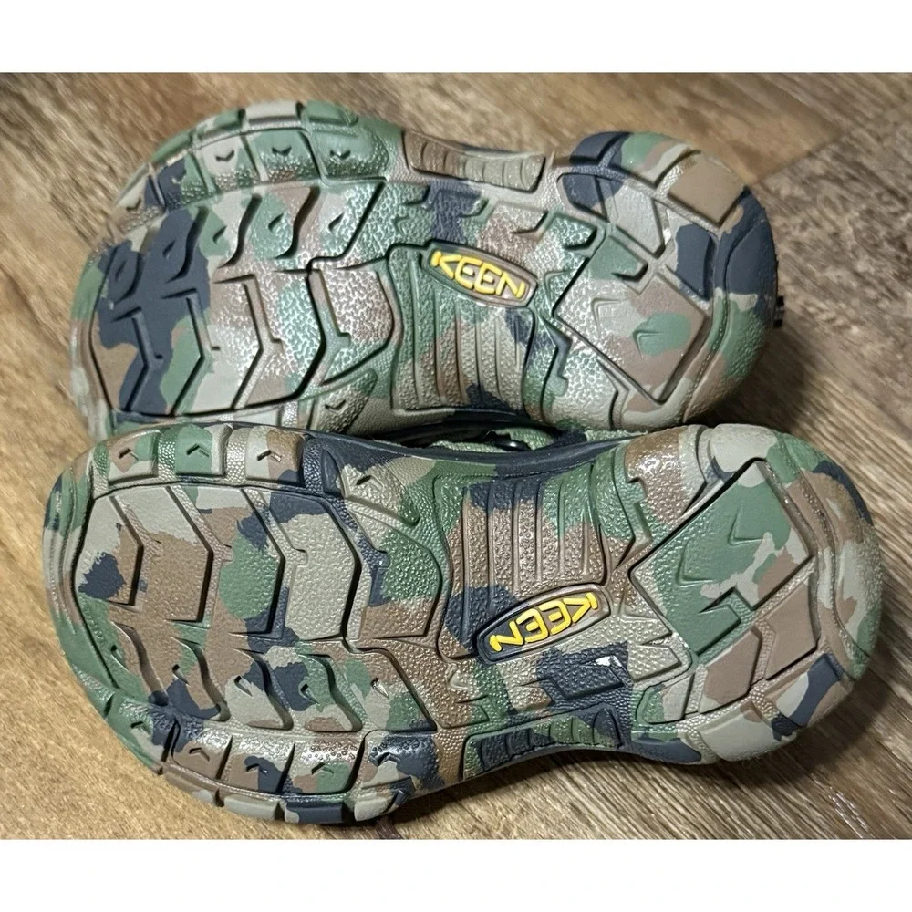 Keen Waterproof Newport H2 Sandals Water Shoe Toddler Size 10 Camo Green 1014240